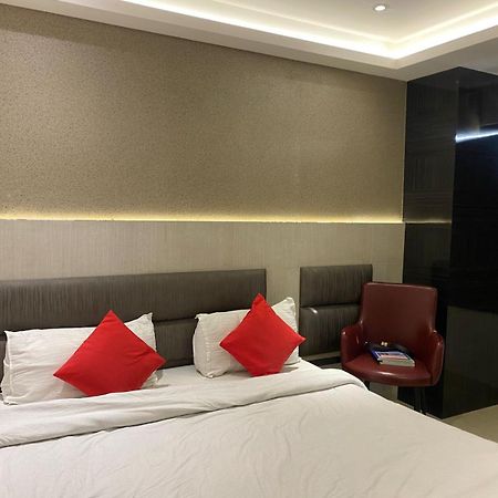 Hotel Royal Cottage كانبور المظهر الخارجي الصورة