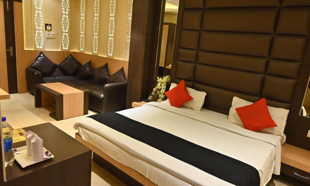 Hotel Royal Cottage كانبور المظهر الخارجي الصورة