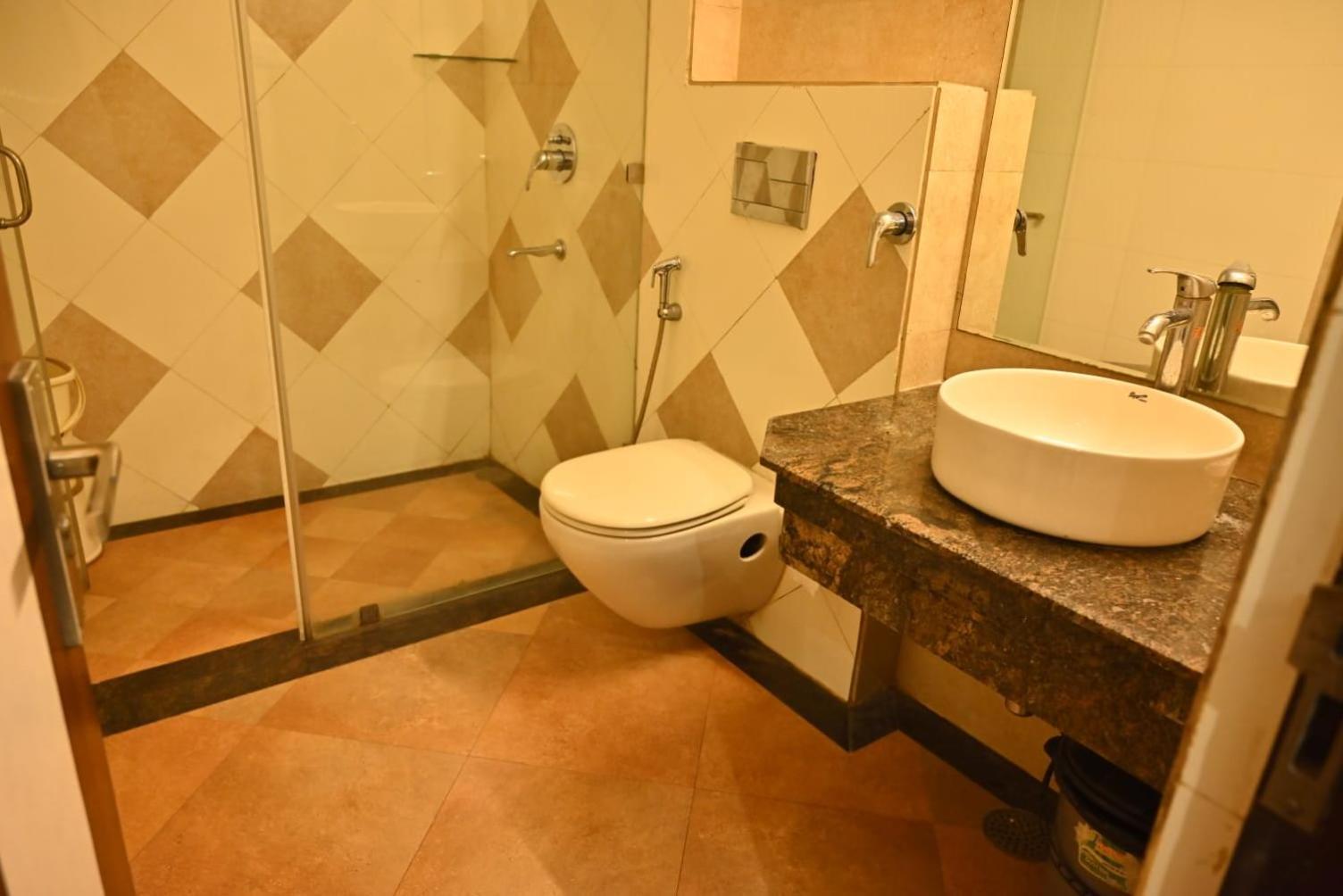 Hotel Royal Cottage كانبور المظهر الخارجي الصورة